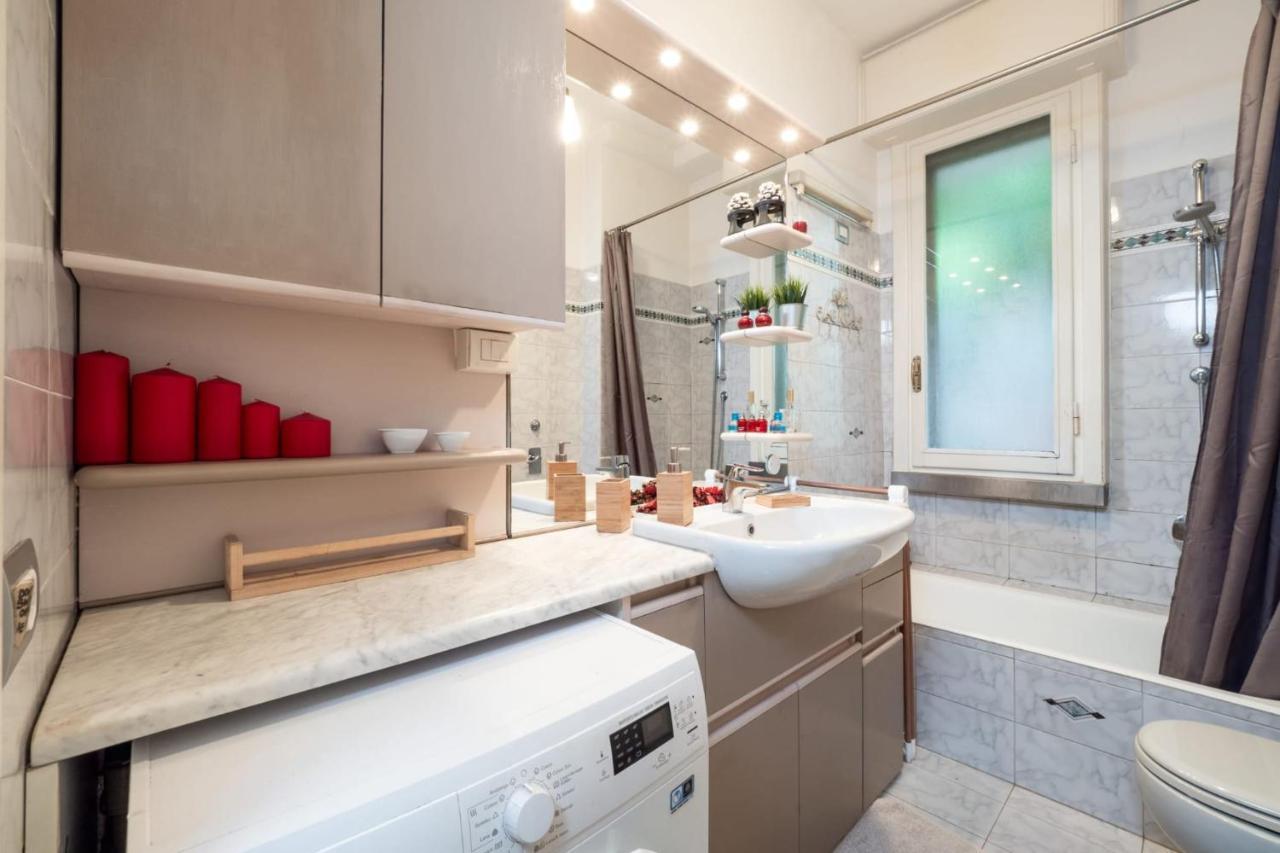 Navigli Apartment- Hosted By Sweetstay Milano Eksteriør billede
